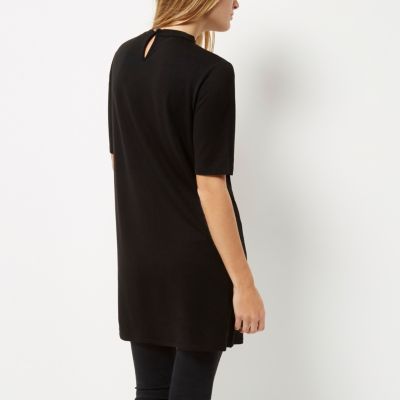 Black oversized choker T-shirt